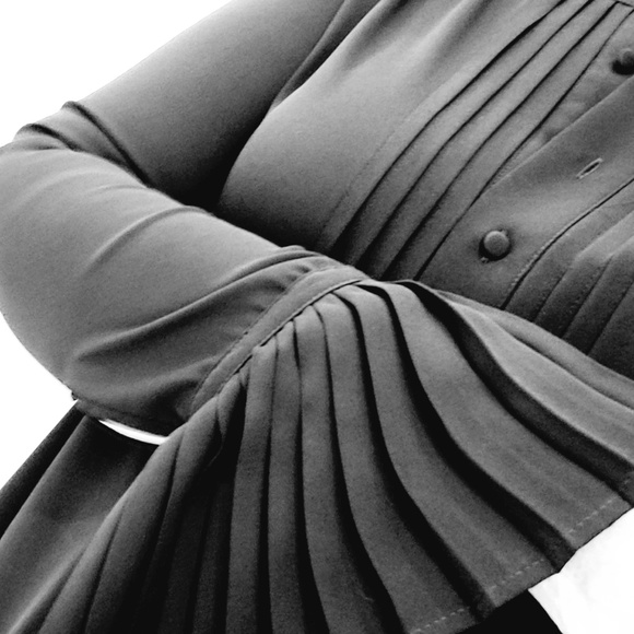 White House Black Market Black Blouse - Picture 1 of 7